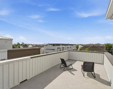 1155 W 17th Street - Photo Thumbnail 21