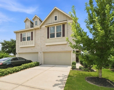 4248 Merry Mill Drive - Photo Thumbnail 3