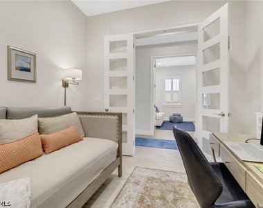 6283 Arriba Avenue - Photo Thumbnail 14