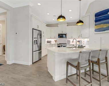6283 Arriba Avenue - Photo Thumbnail 5