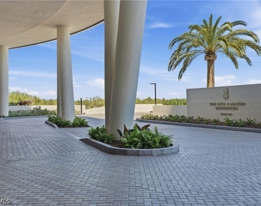 5100 Seagrass Boulevard - Photo Thumbnail 1