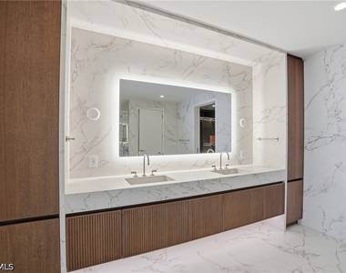 5100 Seagrass Boulevard - Photo Thumbnail 11