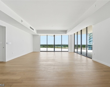 5100 Seagrass Boulevard - Photo Thumbnail 8