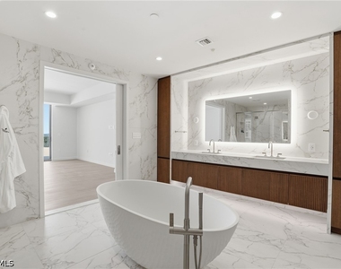 5100 Seagrass Boulevard - Photo Thumbnail 14