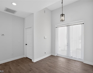 4630 Gene Avenue N - Photo Thumbnail 16