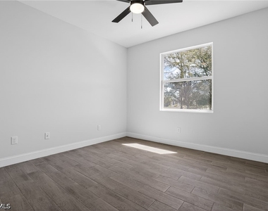 4630 Gene Avenue N - Photo Thumbnail 14