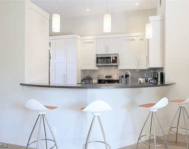 589 Beachwalk Circle - Photo Thumbnail 8