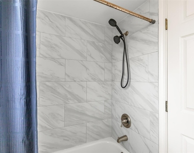 211 W North Hill Drive - Photo Thumbnail 24
