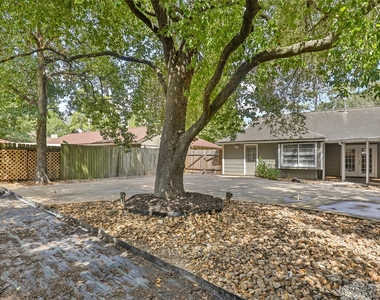 211 W North Hill Drive - Photo Thumbnail 34