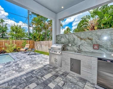 712 108th Avenue N - Photo Thumbnail 25