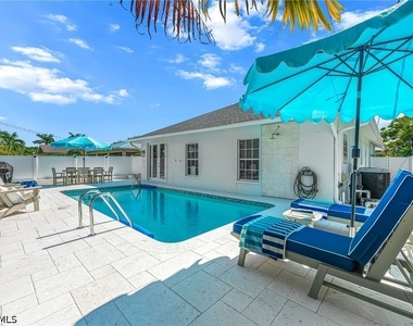 575 101st Avenue N - Photo Thumbnail 22