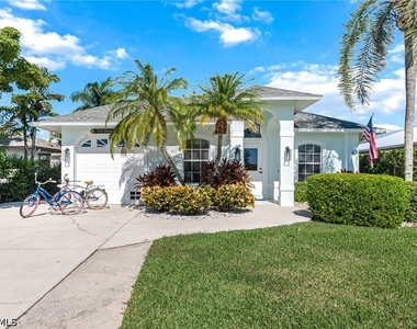 575 101st Avenue N - Photo Thumbnail 1