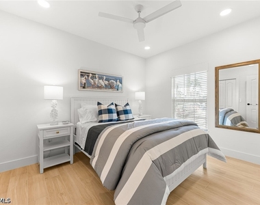 575 101st Avenue N - Photo Thumbnail 16