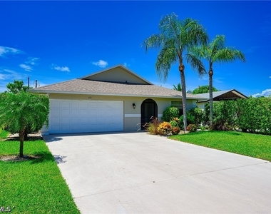 672 100th Avenue - Photo Thumbnail 2