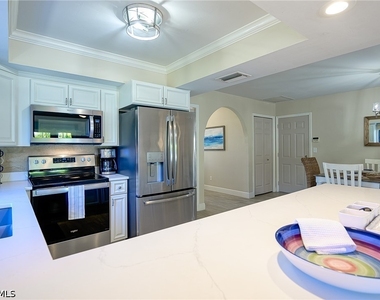 672 100th Avenue - Photo Thumbnail 6