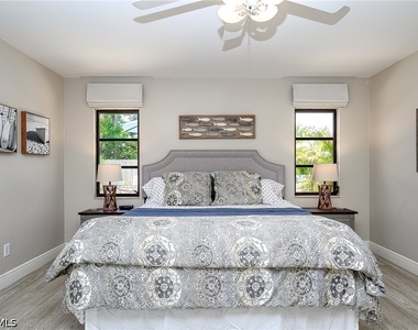 672 100th Avenue - Photo Thumbnail 12