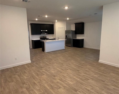 6332 Amberose Peak Lane - Photo Thumbnail 13
