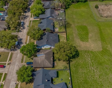 6219 Canada Drive - Photo Thumbnail 40