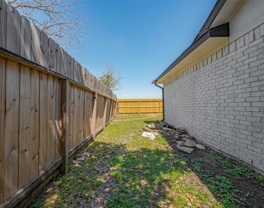6219 Canada Drive - Photo Thumbnail 36