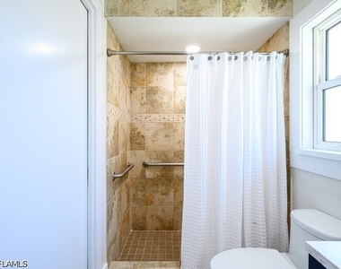 760 106th Avenue - Photo Thumbnail 11