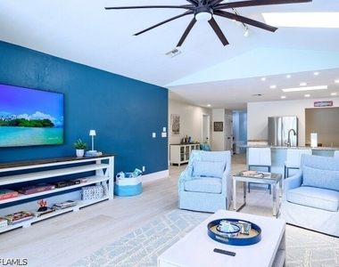 760 106th Avenue - Photo Thumbnail 7