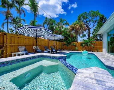548 101st Avenue - Photo Thumbnail 44