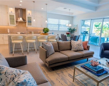 548 101st Avenue - Photo Thumbnail 10