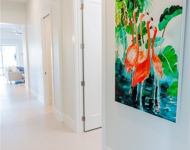 548 101st Avenue - Photo Thumbnail 5