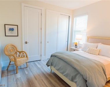 548 101st Avenue - Photo Thumbnail 27