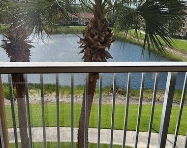 1840 Florida Club Circle - Photo Thumbnail 8