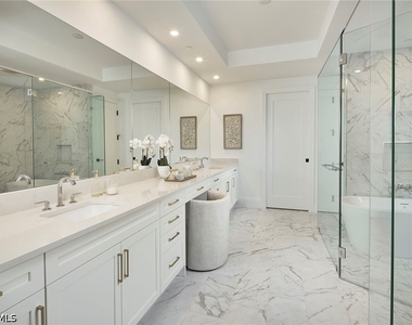 4810 Pelican Colony Boulevard - Photo Thumbnail 8
