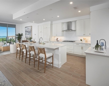 4810 Pelican Colony Boulevard - Photo Thumbnail 2