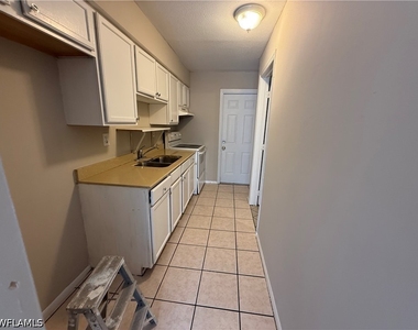5645 6th Avenue - Photo Thumbnail 2