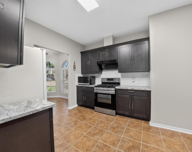 15506 Fir Woods Lane - Photo Thumbnail 9