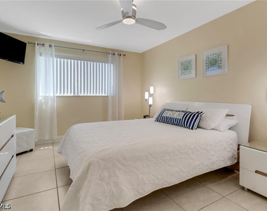 701 N Barfield Drive - Photo Thumbnail 20