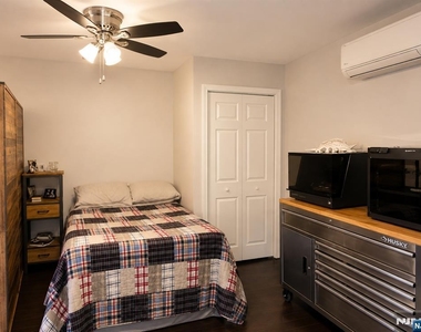 6 Pineview - Photo Thumbnail 4
