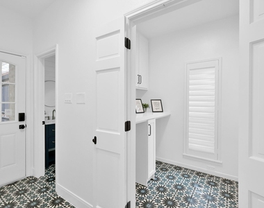 35 Fernglen Drive - Photo Thumbnail 36