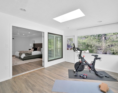 35 Fernglen Drive - Photo Thumbnail 19