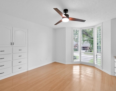 35 Fernglen Drive - Photo Thumbnail 30