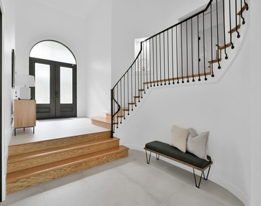35 Fernglen Drive - Photo Thumbnail 3