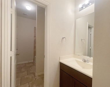 16702 White Hyacinth Court - Photo Thumbnail 10