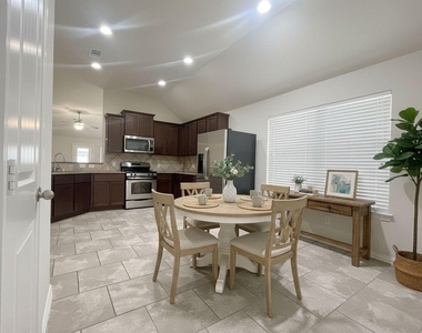 16702 White Hyacinth Court - Photo Thumbnail 16