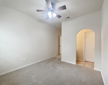 16702 White Hyacinth Court - Photo Thumbnail 13