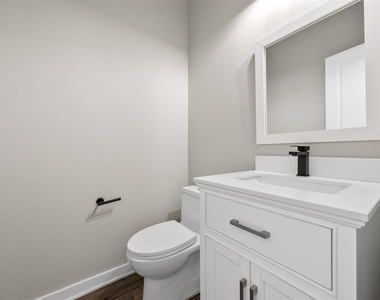 8451 Berry Brush Lane - Photo Thumbnail 11