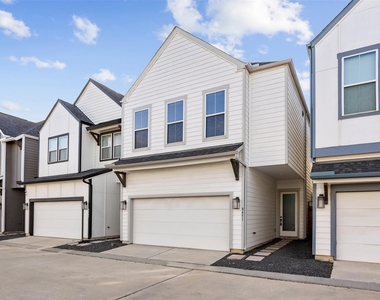 8451 Berry Brush Lane - Photo Thumbnail 28