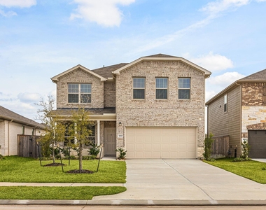 16907 Elm Grove Road - Photo Thumbnail 2