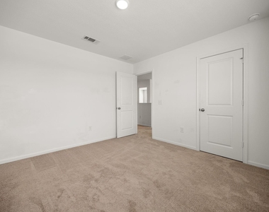 16907 Elm Grove Road - Photo Thumbnail 30