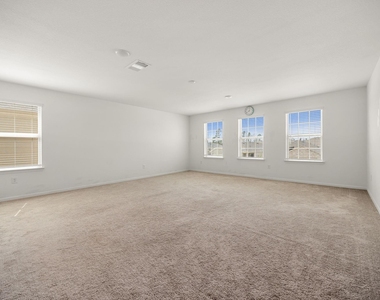 16907 Elm Grove Road - Photo Thumbnail 26