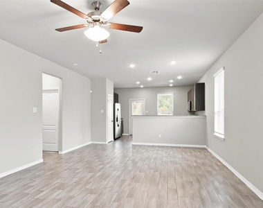 24710 Russet Bluff Trail - Photo Thumbnail 4