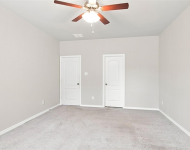 24710 Russet Bluff Trail - Photo Thumbnail 8